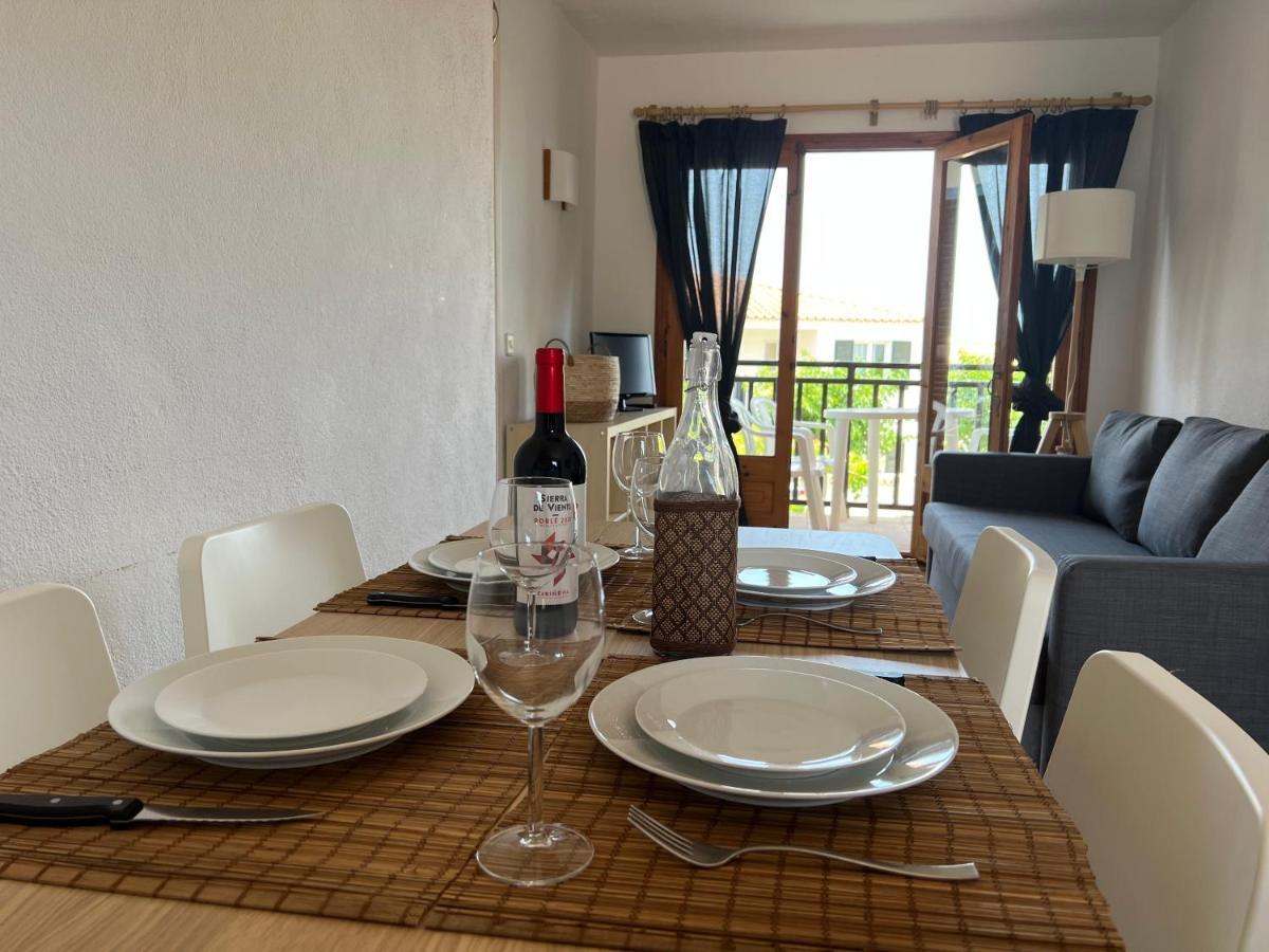 Lovely Hideaway With Pool And White Sand Beach Arenal d'en Castell Exteriör bild