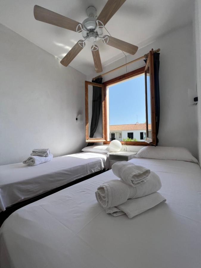 Lovely Hideaway With Pool And White Sand Beach Arenal d'en Castell Exteriör bild