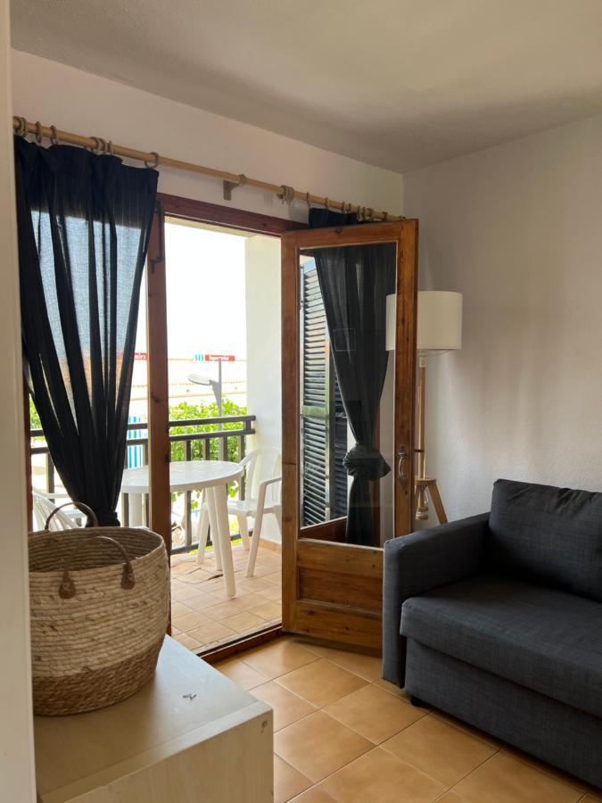 Lovely Hideaway With Pool And White Sand Beach Arenal d'en Castell Exteriör bild