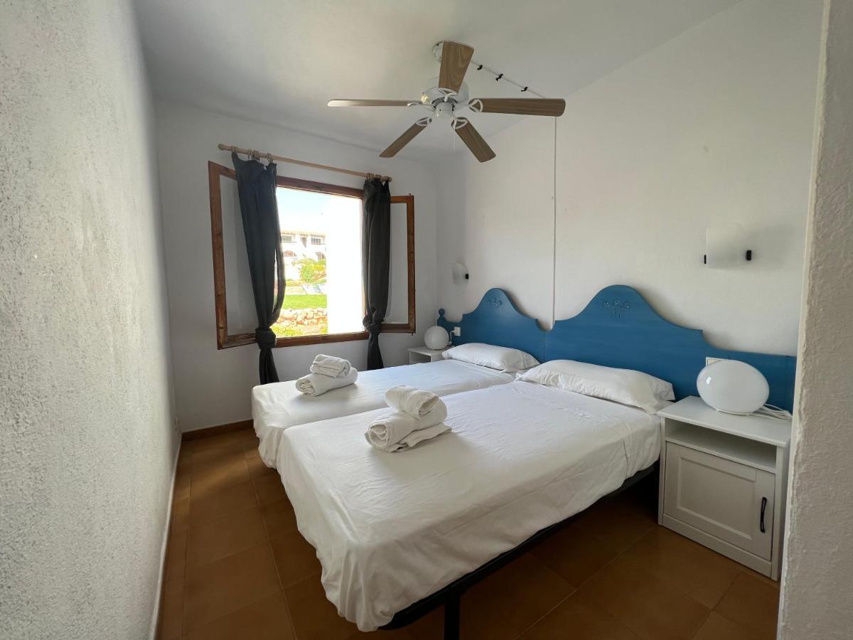 Lovely Hideaway With Pool And White Sand Beach Arenal d'en Castell Exteriör bild
