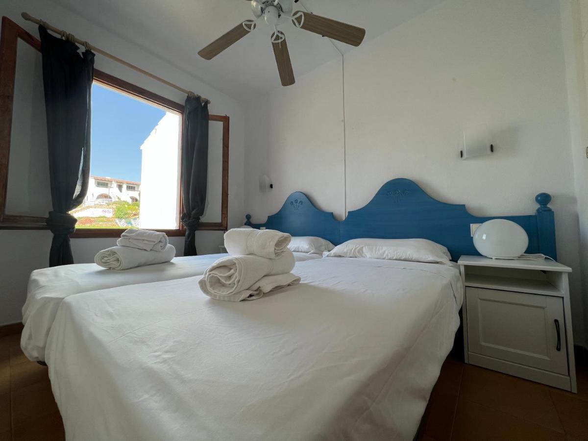 Lovely Hideaway With Pool And White Sand Beach Arenal d'en Castell Exteriör bild