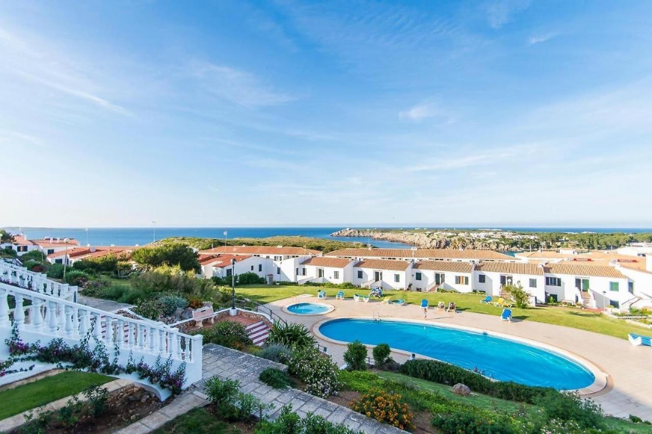 Lovely Hideaway With Pool And White Sand Beach Arenal d'en Castell Exteriör bild
